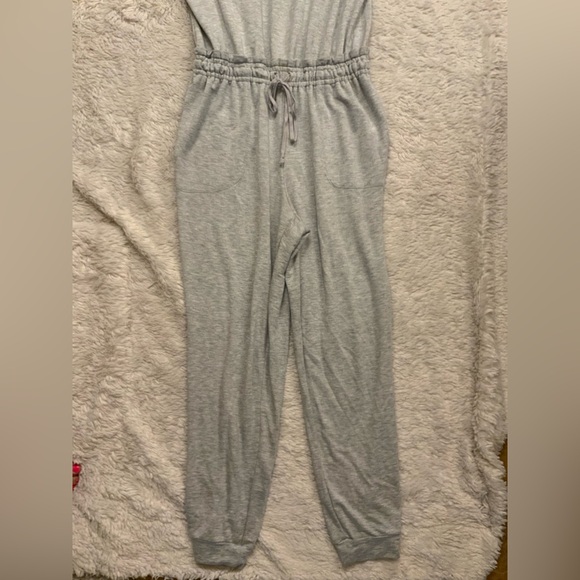 Max Studio Light Gray Sleeveless Jumpsuit - Picture 7 of 12